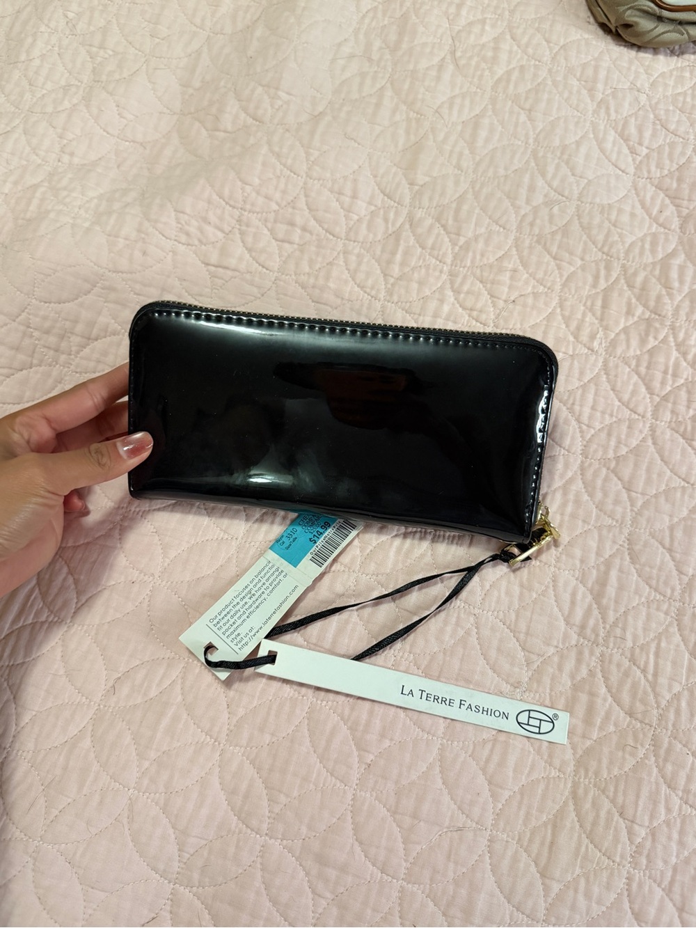 LA TERRE FASHION Glossy Black Patent Wristlet Wallet